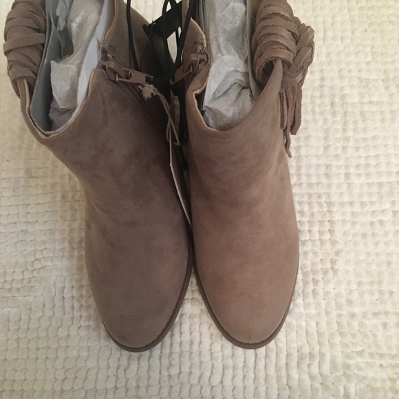 Forever21 Faux Fringed Suede Booties - Picture 4 of 5